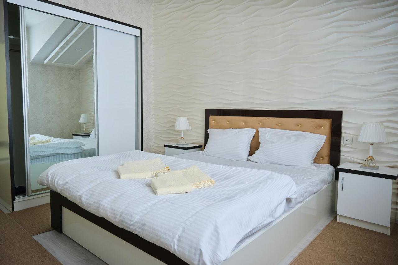 Gunesh Hotel 撒马尔罕 外观 照片